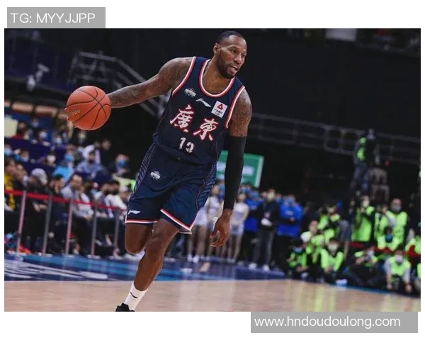 还是无人问津!广东宏远三冠功勋外援或选择退役,上赛季对阵新疆曾砍 还是无人问津!广东宏远三冠功勋外援或选择退役,上赛季对阵新疆曾砍