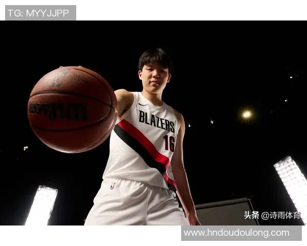 这球可惜了!杨瀚森跟进篮下未获队友传球打破得分荒 这球可惜了!杨瀚森跟进篮下未获队友传球打破得分荒