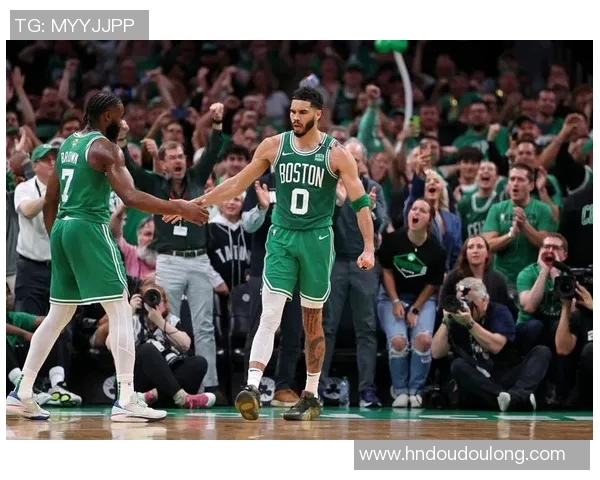 骑士首节没有得到罚球机会，而主队尼克斯共计8罚7中