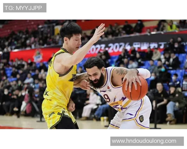 CBA杯吉林男篮85-80力克福建，姜伟泽19分摩尔两双