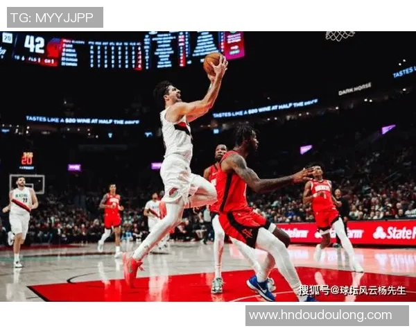 末节翻盘！杨瀚森2+1+1阿夫迪亚20分，KD怒轰大两双，开拓者连赢火箭